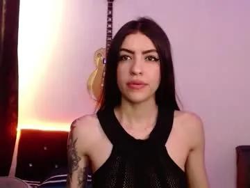 xx_johnson_xx — Let's go for a great cumshot! Control toys FREE in pvt!  #latina #squirt #deepthroat #anal #cum [1209 tokens remaining]