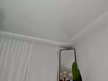 Freechat xxx_leila on Chaturbate