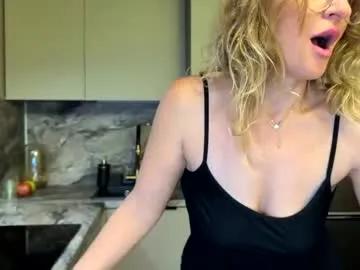 Freechat yes_mommy_zlata on Chaturbate