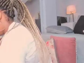 Freechat yiseth_02 on Chaturbate
