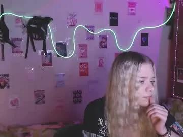 Freechat your_horny_friends on Chaturbate