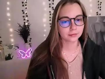 Freechat yours_piece_of_happiness_ on Chaturbate