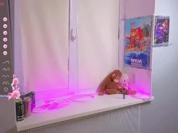 yung_leana — GOAL: handbra first time [2099 tokens remaining] hello my second day here! welcom to my room  #asian #smalltits #skinny #teen #new