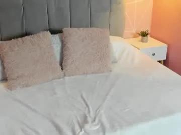 Group zara__sweet on Chaturbate