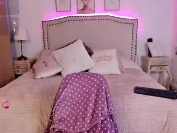 Freechat zara_smtih on Chaturbate