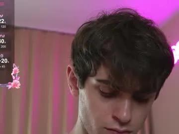 zest_kiss — cum show / private open #lovense #18 #twink #bigcock #new [1423 tokens remaining]