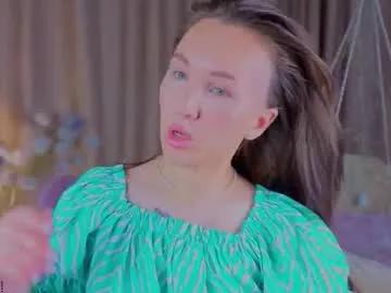 zlata__fox — GOAL: Suprise for Last tipper [0 tokens remaining] Welcome to my room! #smoke #bigpussylips #smalltits #mistress #young