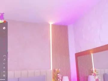 zoebarlowe — GOAL: welcome [225 tokens remaining] Welcome to heaven. Let's play together whipping my butt and don't forget make me vibrate #feet #squirt #latina #milk #fuckmachine