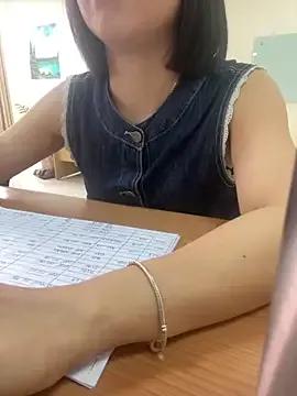-NhaKy22 — Freechat on StripChat