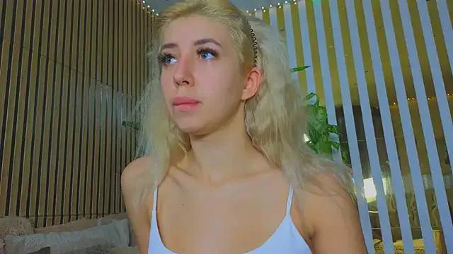 -violettttta- — Naked (30 min)