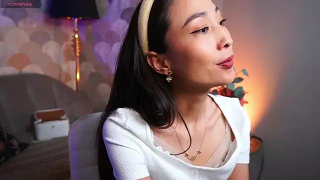 1reisatumi_ — Freechat on StripChat