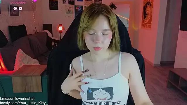 Freechat 812sunflowerinahat on StripChat
