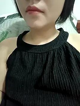 _Attractivegirl33 — Freechat on StripChat