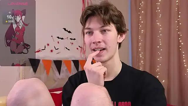 StripChat _Den1s_ is Freechat _Den1s_ — CUM SHOWWW