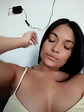 Freechat _Estrellita_ on StripChat