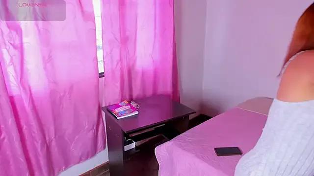_Ivy_Moon_01 — masturbation, squirt ,