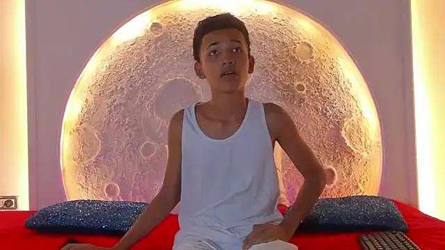 _Noah19 — show cum