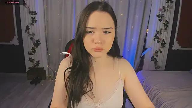 _spicygirl — show boobs and squeeze them