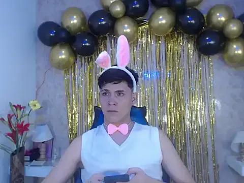 Aaron_Foxxx — Naked / Dilddo very hot final show 