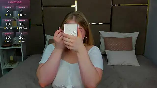Freechat AdeleWeber on StripChat