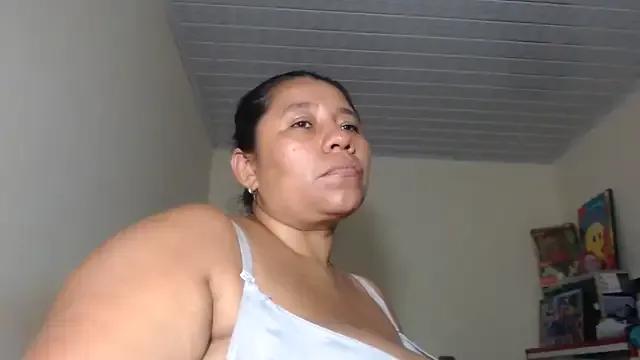Freechat adrixxx38 on StripChat