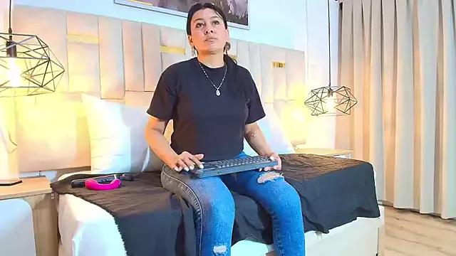 Agatha_Manson on StripChat 