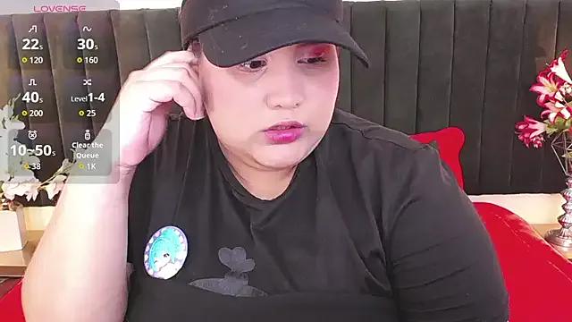 Freechat ailyn_maury on StripChat