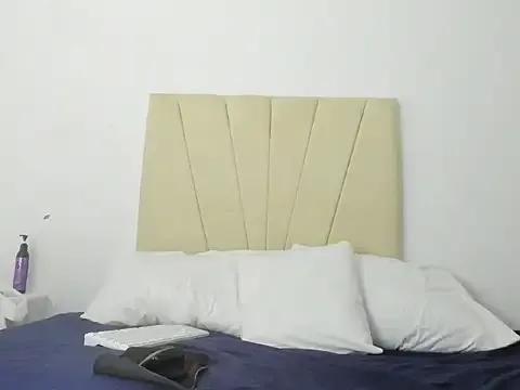 Ainoa_Pink — Freechat on StripChat