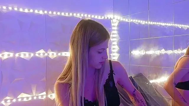 Aishha_ — Let's make this pussy cum, guys