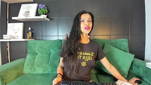Freechat aitana_garcia_ on StripChat