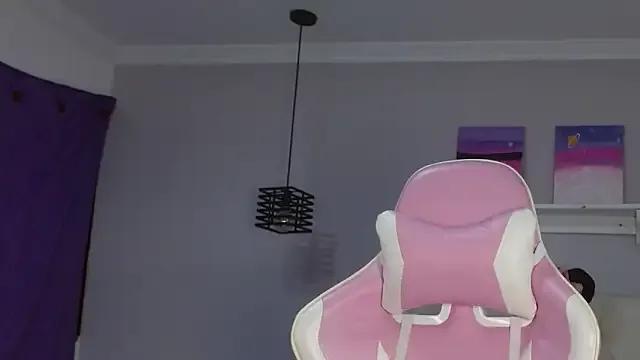 Aitanafox —  Blowjob dildo show 