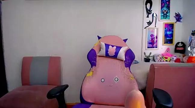 Freechat akai_krazna on StripChat