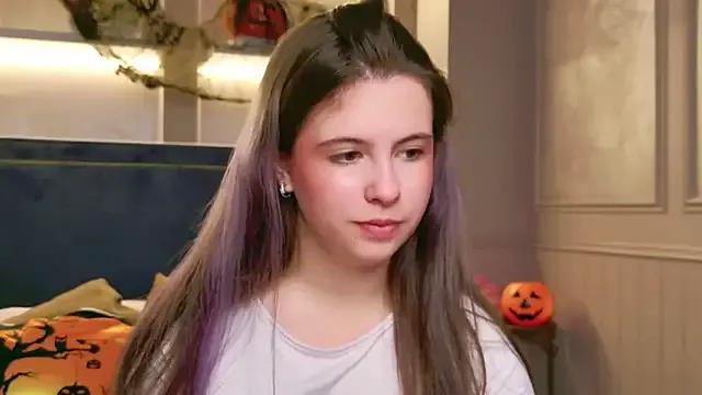 StripChat Akira_Halls is Private Akira_Halls — I'll lift my skirt, turning my butt towa