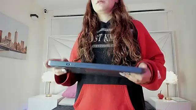 Alaia_Ath — anal gape in doggy