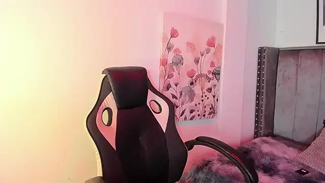 Alaia_Carter on StripChat 