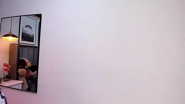 Alaia_Carter on StripChat 