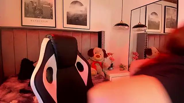 Alaia_Carter on StripChat 