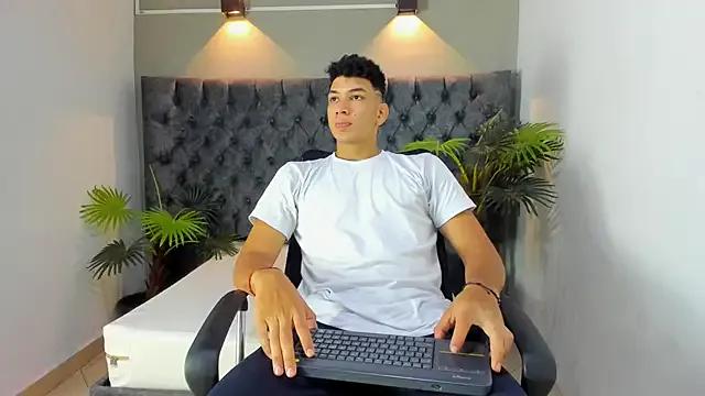 ALAN_REDINGER on StripChat 
