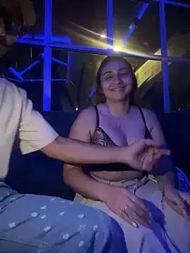 AlannaBeautifulTits on StripChat 