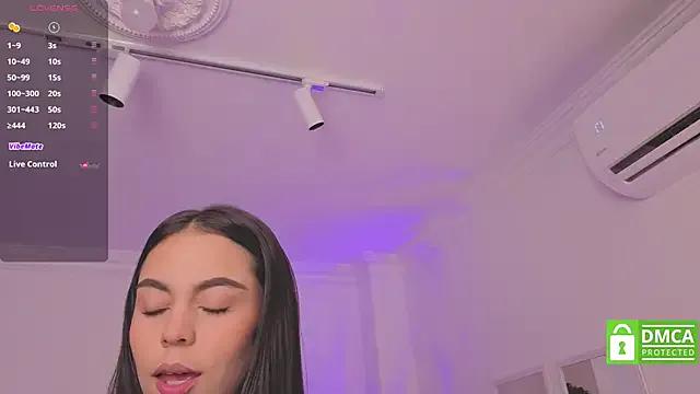 Aleejaa__ on StripChat 