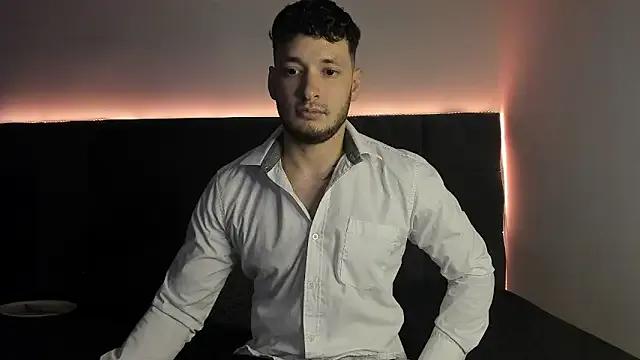 alejandro__2 — Get naked and Jerk Off