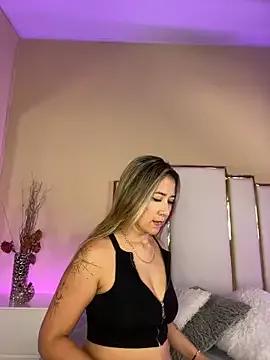 Alexandraa_Gomez — Spank this Ass