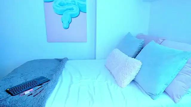Alexis_Rosse — clothes off, oil boobs