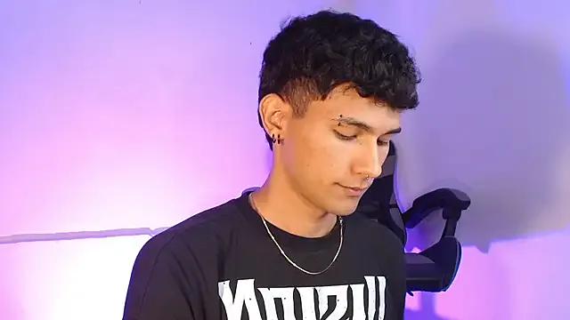 Freechat Alexx_tc on StripChat