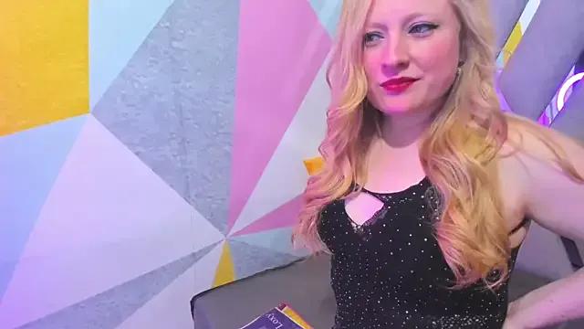 AliceCat_01 — full naked