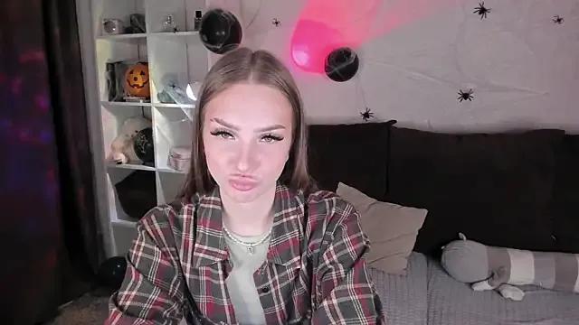 StripChat AliceLababy_ is Freechat AliceLababy_ — eye contact