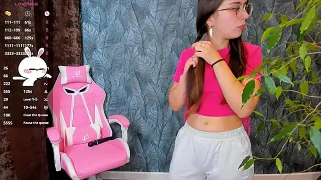 AliceMoorea — eye contact