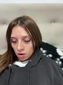 aliisonn___parker26 — Control my domi x2 min and boobs oil