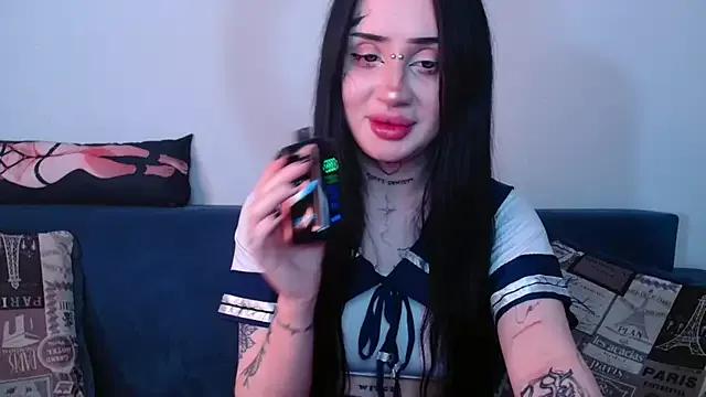 alisa_tattoogirl1 — massage tits><