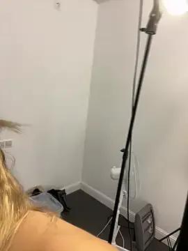 AlisaMyers — Private on StripChat